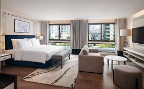 Radisson Hotel Chateau De Bangkok